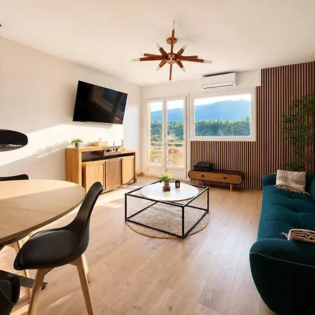 Aix-les-bains, 64m2 Clim, Balcon, 2 Min Gare Apartament *